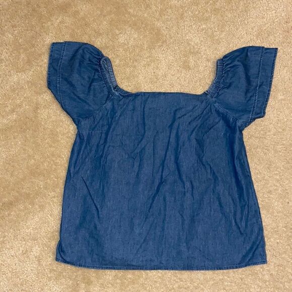 Timing Tops - Chambray off shoulder top